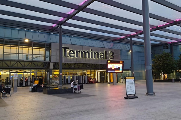 Terminal 3