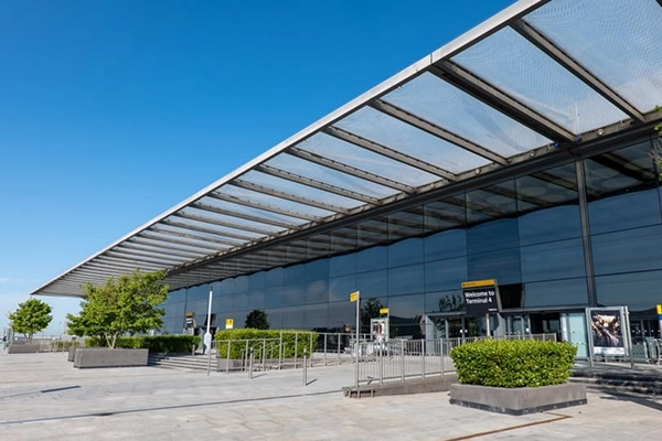 Terminal 4